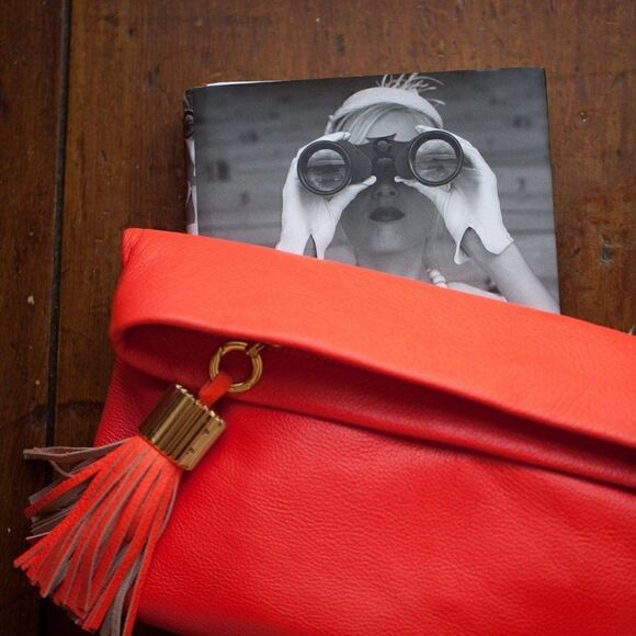 India Hicks Carmen Clutch - Flamingo - NEW - Picture 7 of 8